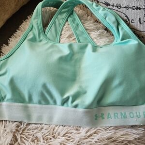 Under Armour Sports /Compression Bra